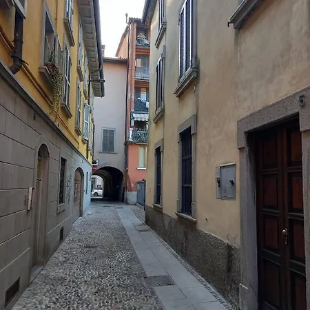 San Lazzaro *